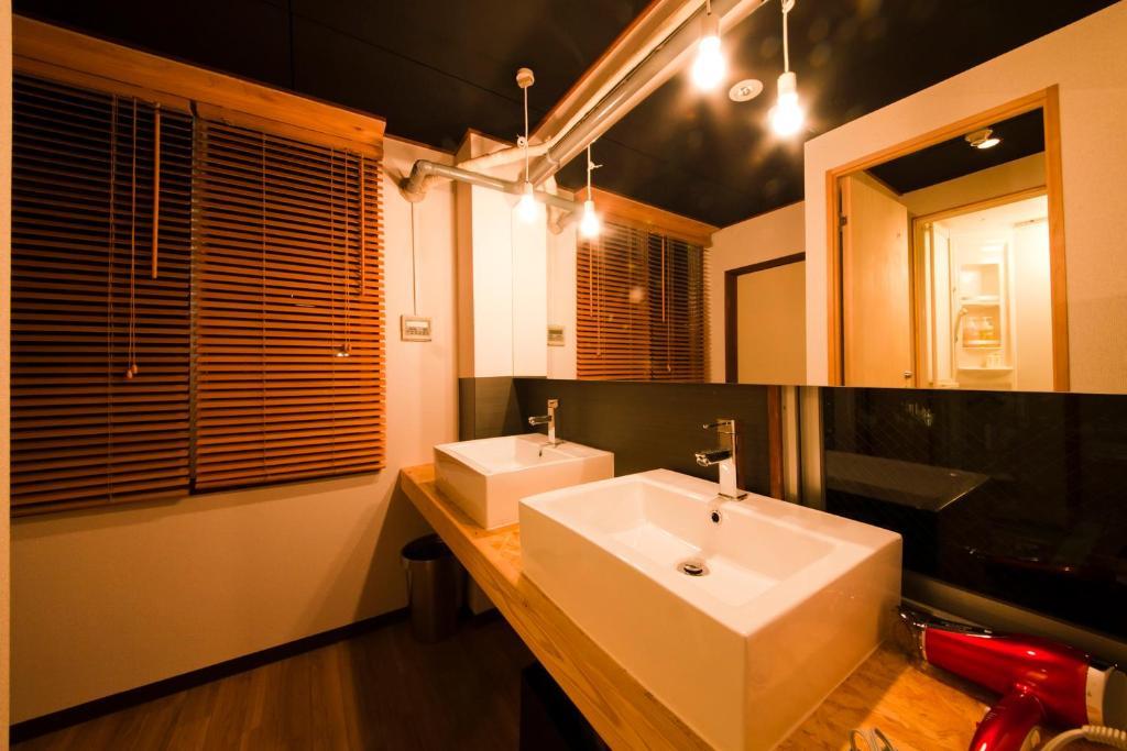 Hakata Gofukumachi Hostel Takataniya 福岡 外观 照片